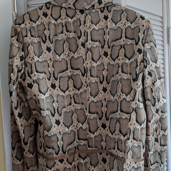 Jacket - Picture 1 of 3